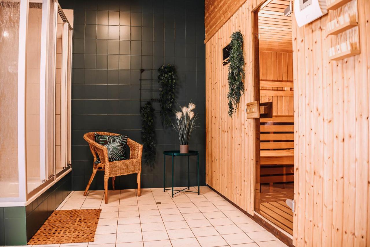 Xxl Ferienhaus Goldberger See - Sauna - 16 Personen Exterior photo